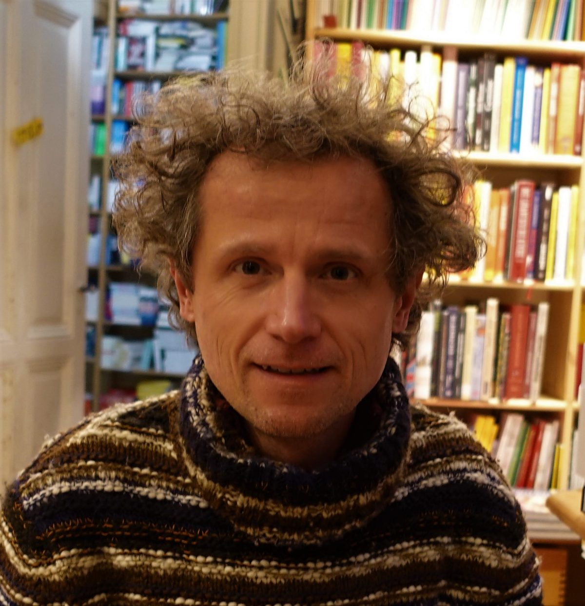 Uli Ormanns, Inhaber der AgnesBuchhandlung, im Gespräch über den Buchhandel in Zeiten der